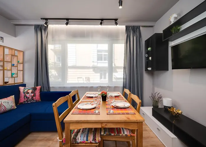 Flats With Style * Warna